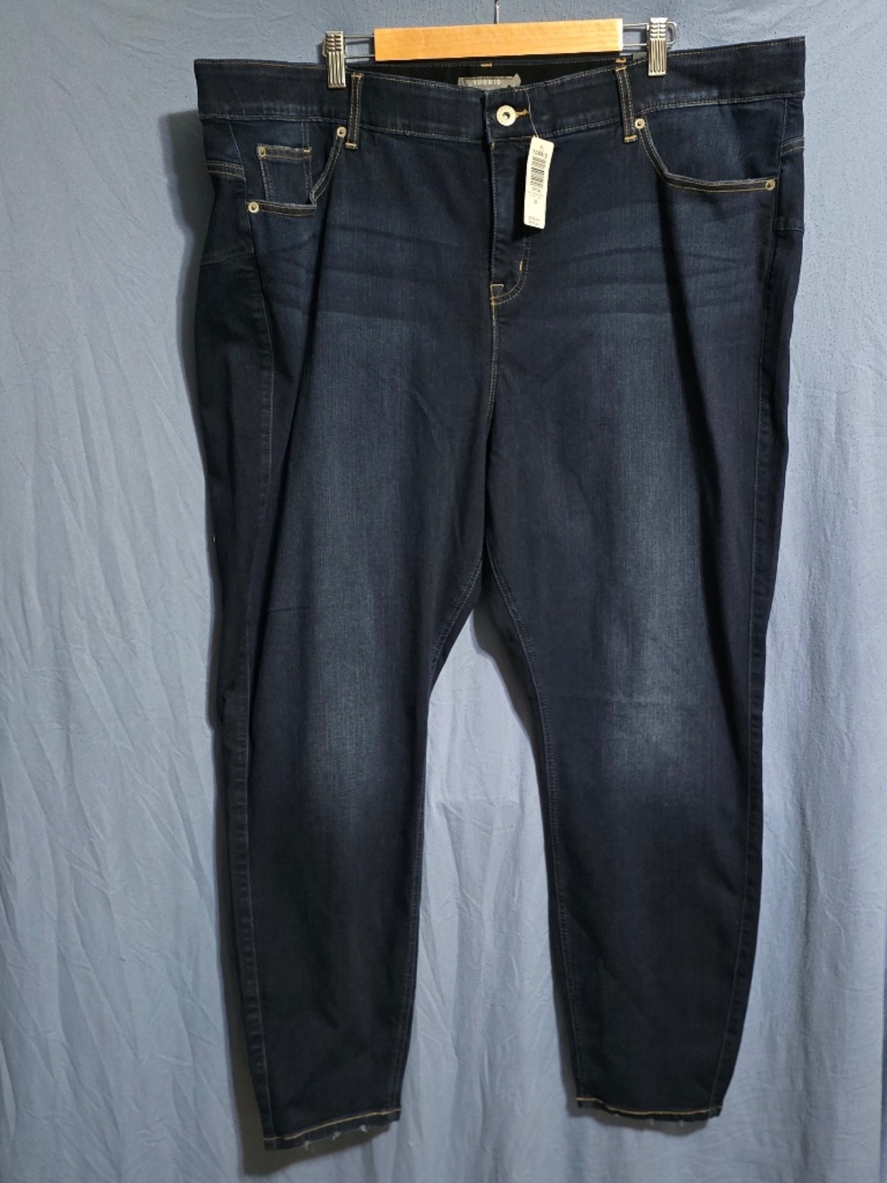 Torrid Bombshell Skinny High Rise 28R Plus Size NWT